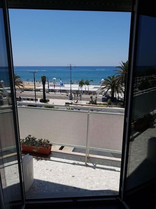 Апартаменти Casa Al Mare - Lido Террачина Екстер'єр фото