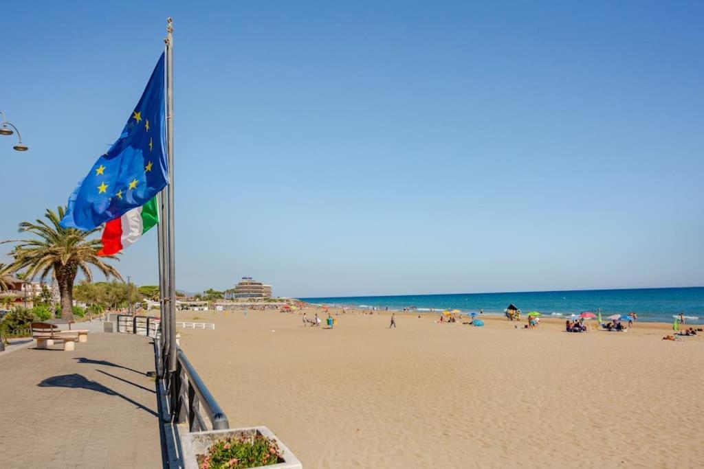 Апартаменти Casa Al Mare - Lido Террачина Екстер'єр фото